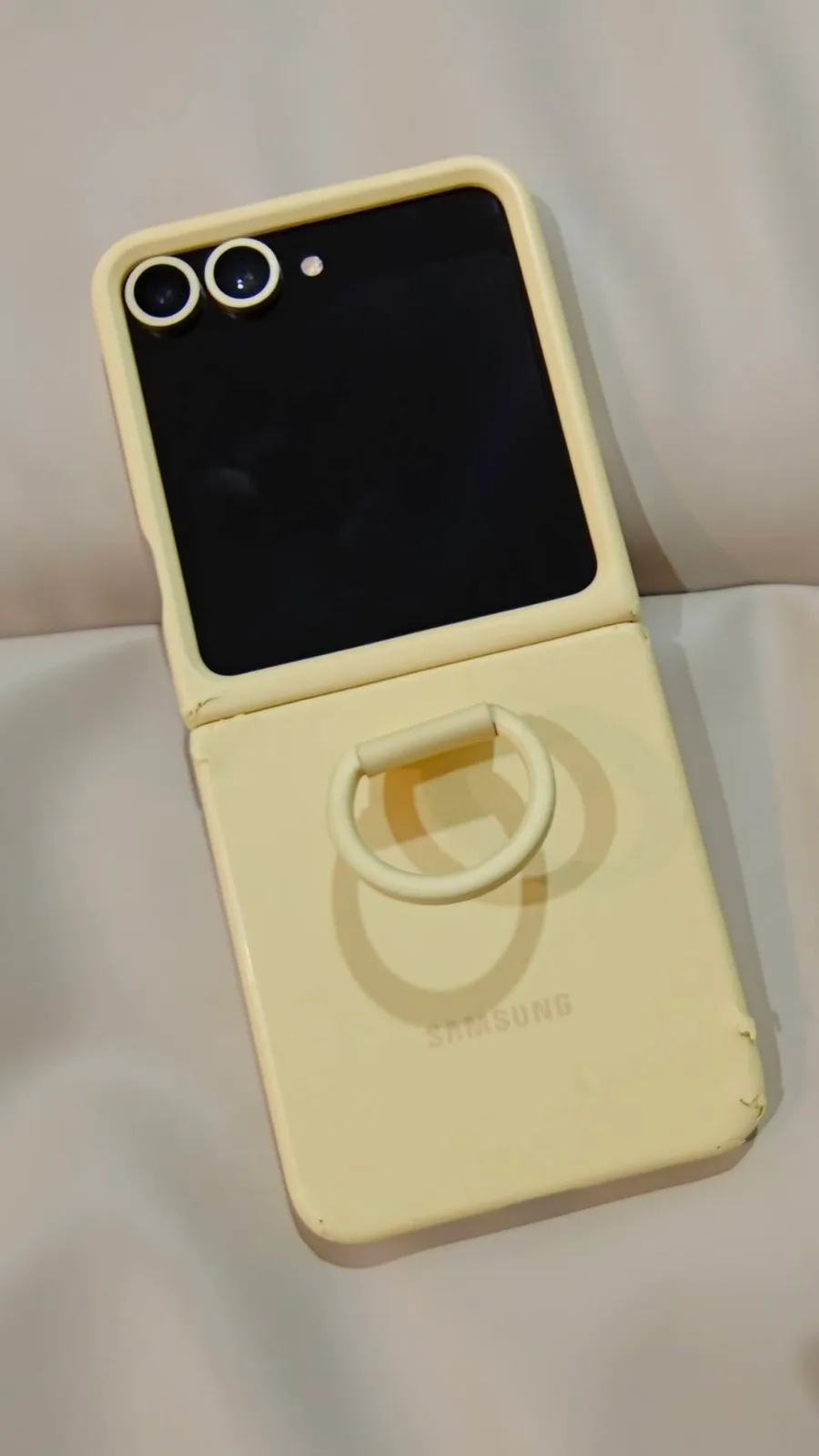Samsung Galaxy Z Flip 6 256GB สีเหลือง เครื่องศูนย์ไทย มือสอง อุปกรณ์ครบ รูปที่ 2